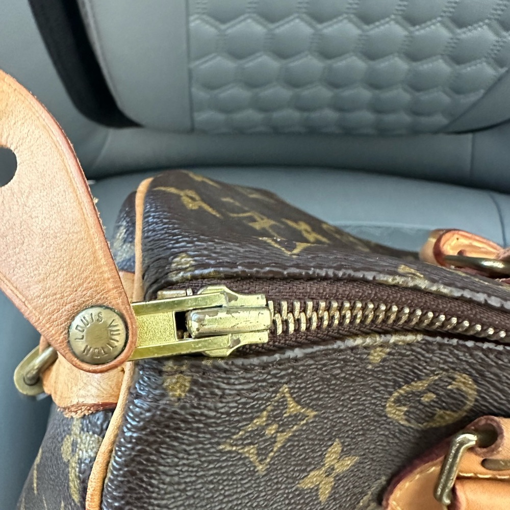 Louis Vuitton Vintage Speedy 30 - Picture 8 of 11